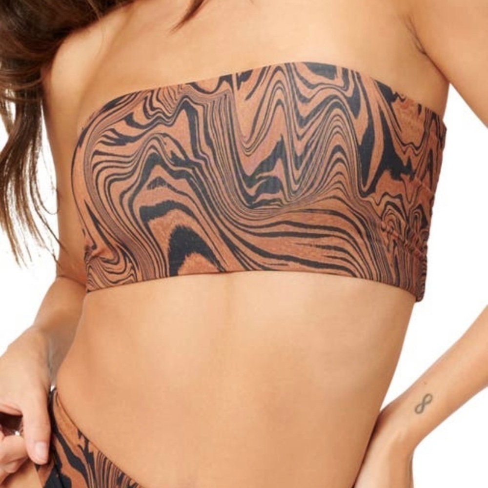Good American Better Band Strapless Reversible Swim Top NWOT
